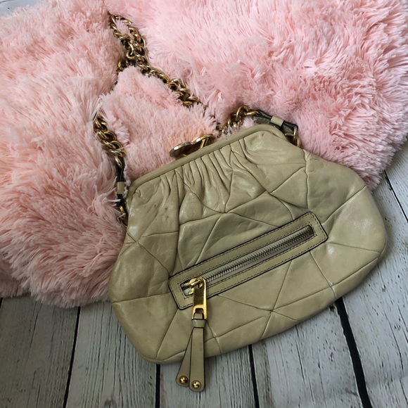 Marc Jacobs Handbags - Marc Jacobs quilted little calf leather Stam bag